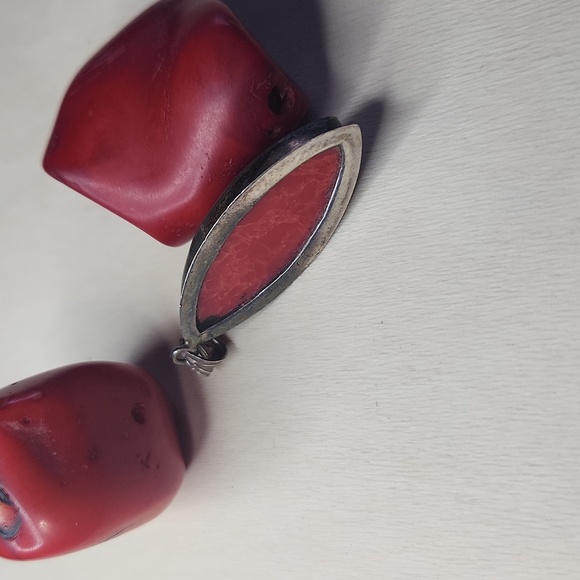 Red coral pendant - Picture 2 of 6